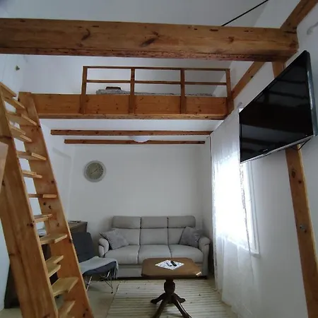 Vallikraavi Apartment *